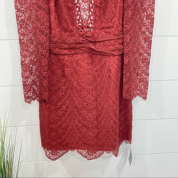 Revolve NWT Saylor Celia Dress in Russet Size S - Picture 6 of 13